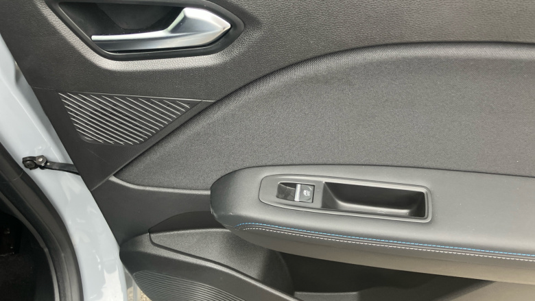 Renault Symbioz 1.6 E-Tech FHEV 145 Iconic Esprit Alpine 5dr Auto Hybrid Estate